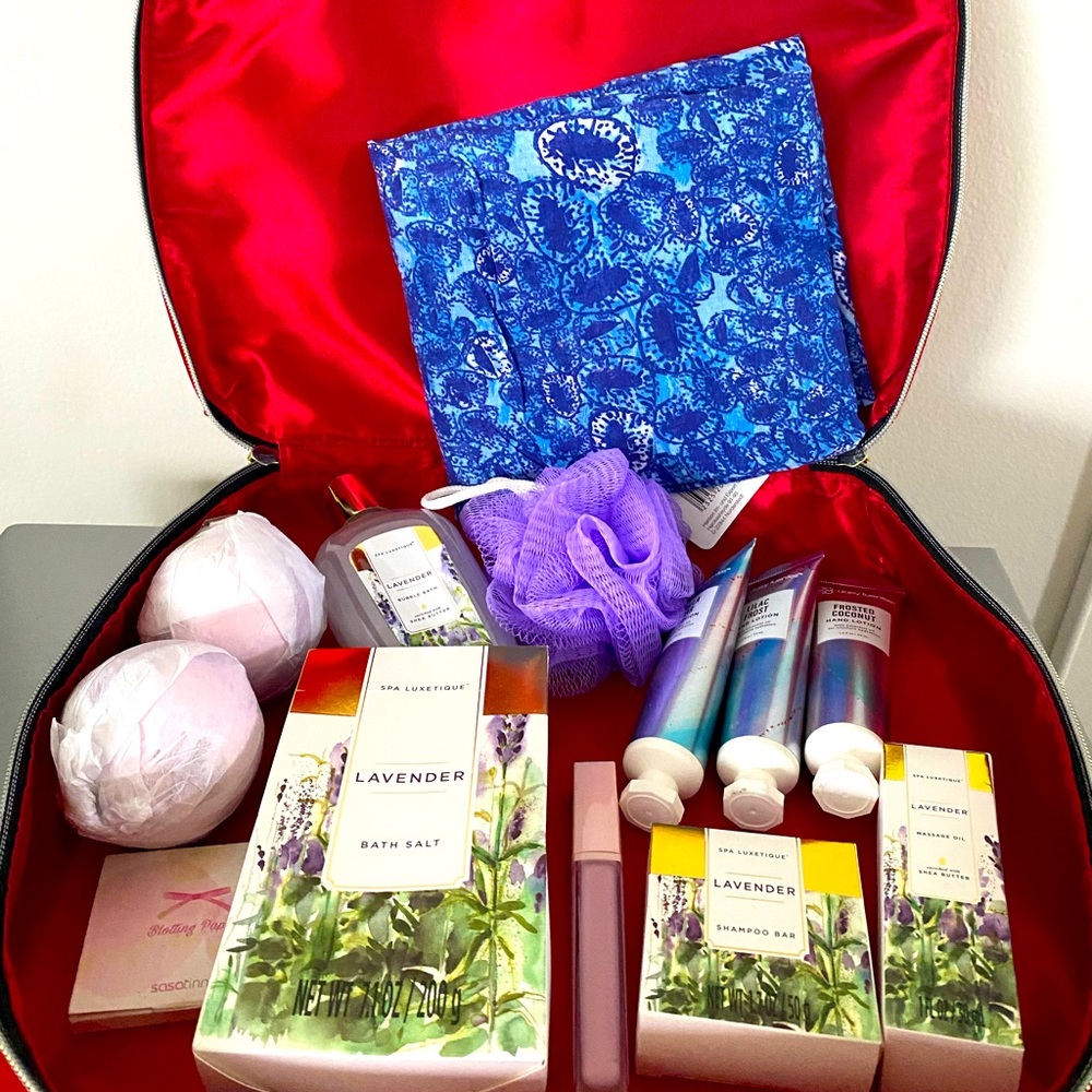 Spa Self Care Package (bath salts, massage oil, shampoo bar, etc)